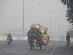 
      
      Karachi’s air quality worsens sharply, respiratory diseases rise
      
      