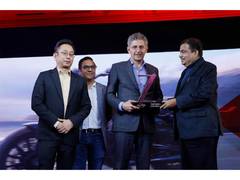 
      
      Yezdi Roadster Wins 