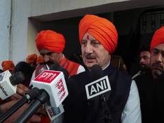 
    Anupam Kher attends program of 350th martyrdom anniversary of Guru Tegh Bahadur Sahib 
    