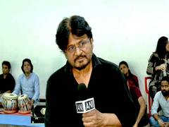 
      
      Raghubir Yadav talks about his play ‘Maare Gaye Gulfaam’
      
      