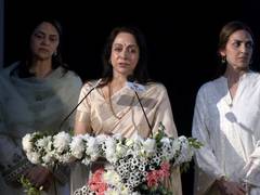 
      
      Hema Malini talks about Dharmendra's unfinished dreams
      
      