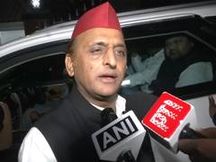 
      
      Akhilesh Yadav meets KTR in Hyderabad
      
      