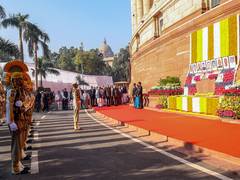 
      
      EAM pays tribute to security personnel killed in Parl attack
      
      