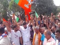 
      
      NDA shines in Thiruvanthapuram, UDF sweeps Kerala local body poll
      
      