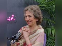 
      
      When Bina Ramani gifted jewellery to former PM Indira Gandhi 
      
      