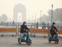 
      
      90% surge in respiratory illnesses among children, adult in Delhi
      
      