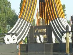 
      
      Telangana: Wreath-laying ceremony held on 54th Vijay Diwas
      
      