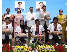 
      
      VELS Medical College Inducts 250 Students at White Coat Ceremony 
      
      