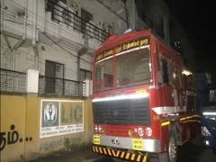 
      
      Tamil Nadu: Fire breaks out at LIC Office in Madurai, woman dies
      
      