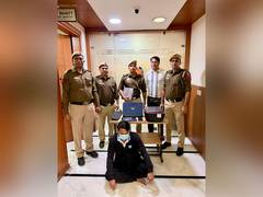 
      
      Cyber cops bust fake Air Vistara job racket
      
      