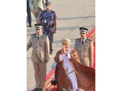 
      
      Oman’s Dy PM does ‘Namaste’ as he bids farewell to PM Modi
      
      