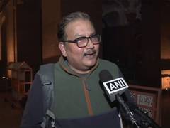 
      
      RJD MP Manoj Jha criticises MGNREGA renaming, calls It ‘absurd’
      
      