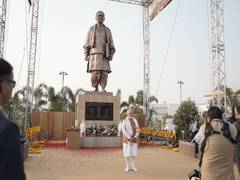 
      
      Sarma as PM Modi unveils Gopinath Bardoloi statue
      
      