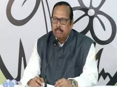 
      
      TMC demands accountability from Railway Minister
      
      