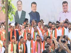 
      
      MVA faces setback as BJP inducts 20 former corporators
      
      