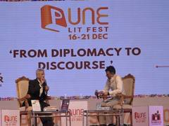 
      
      EAM draws parallels between coalition politics, multipolar world
      
      