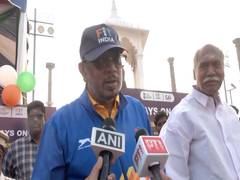 
      
      LG K Kailashnathan flags off Fit India Sunday Cycle
      
      