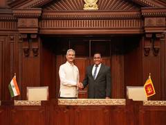 
      
      EAM discusses implementation of relief package to Sri Lanka
      
      