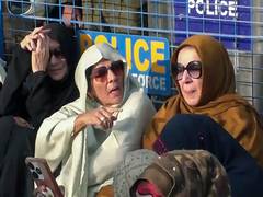 
      
      Pakistan: Imran Khan's sisters protest near Adiala jail 
      
      
