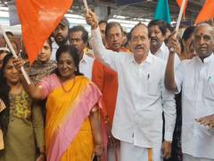 
      
      BJP leaders flag off special train at Chennai Central
      
      