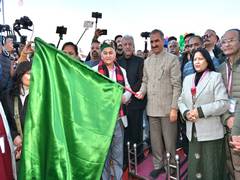
      
      Himachal Pradesh: CM Sukhu launches Shimla 'Winter Carnival'
      
      