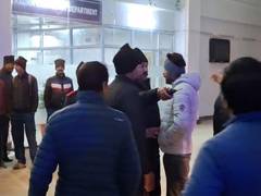 
      
      Uttarakhand: Gangster Vinay Tyagi shot while being taken to Laksa
      
      