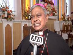 
      
      Odisha: Devotees offer midnight mass prayers on Christmas
      
      