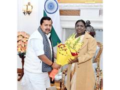 
      
      Nitin Nabin pays courtesy visit to President Droupadi Murmu
      
      