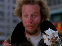 
      
      Daniel to create sculpture of iconic 'Home Alone' tarantula scene
      
      
