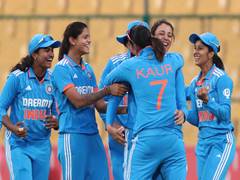 
      
      India women win toss, opt to bowl in third T20I against Sri Lanka
      
      