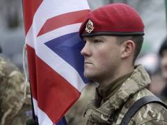 
      
      Teens in UK armed forces to get paid 'gap years' in bid to attrac
      
      