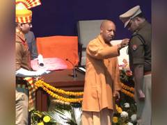 
      
      Yogi Adityanath pushes for 'Smart policing' at police meet
      
      