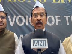 
      
      Congress leader Subhankar Sarkar praises party on foundation day
      
      