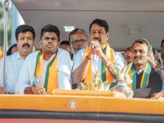 
      
      DMK failed to fulfil 2021 poll promises, law and order deteriorat
      
      