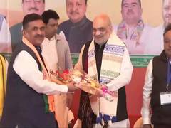 
      
      Amit Shah chairs meeting of BJP MLAs, MPs in Kolkata
      
      