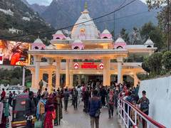 
      
      Vaishno Devi Shrine Board halts registration
      
      