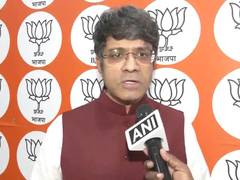
      
      CR Kesavan slams Nana Patole for comparing Rahul Gandhi to deity
      
      