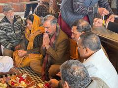 
      
      Himachal: CM Sukhu visit Tara Devi temple
      
      