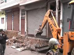 
      
      Illegal encroachments were razed in Jaipur’s Chomu
      
      