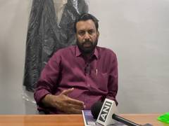 
      
      CPI MP P Sandosh Kumar questions Congress on Sabarimala case
      
      
