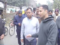 
      
      Indore collector inspects water tanker facilities
      
      