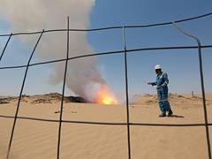 
      
      Saudi airstrikes hit UAE-backed STC
      
      