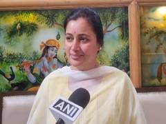 
      
      Navneet Rana slams Ajit Pawar’s remarks
      
      
