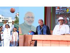 
      
      Cricketer Kapil Dev, a Ghoomar World Record and Mass Sports 
      
      