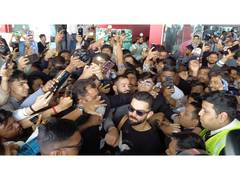 
      
      Virat Kohli arrives in Vadodara ahead of 1st India-NZ ODI
      
      