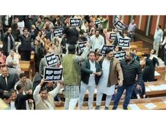 
      
      Delhi: BJP and AAP Councillors create ruckus in MCD
      
      