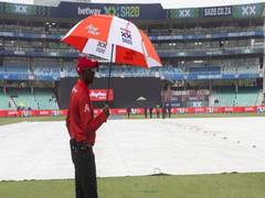 
      
      DSG, Sunrisers share points at Kingsmead after match abandoned
      
      