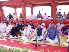 
      
      Pradyuman Vaja participate in Omkar chanting
      
      