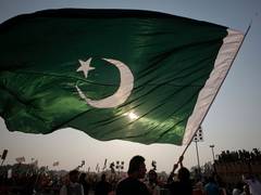 
      
      Pakistan: Hindu community ends sit-in after police assure action
      
      