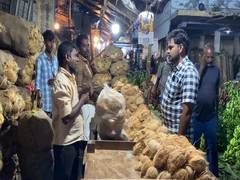 
      
      Agricultural produce floods Thoothukudi market ahead of Pongal
      
      